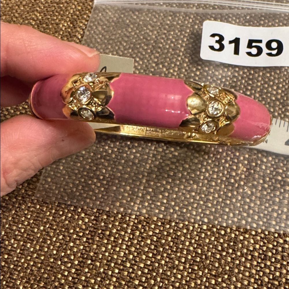 3159 NWT $32,Sequin Enamel Bracelet